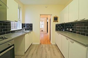 Kitchen- click for photo gallery